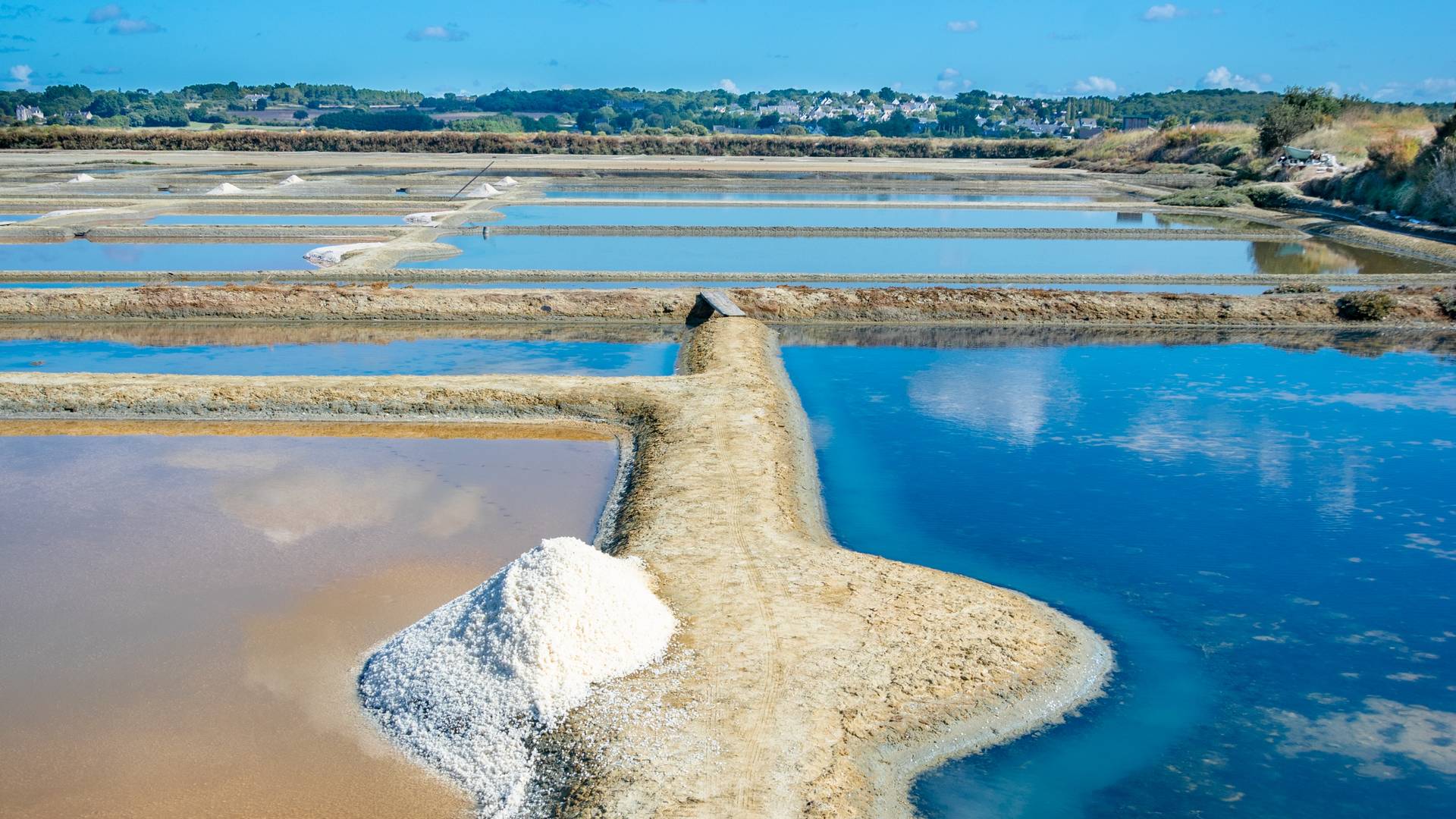 Marais salants de Guérande - Hotel Le Lichen - Batz - Le Pouliguen - La ...
